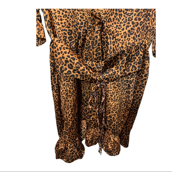 PRETTY LITTLE THING LEOPARD PRINT DEEP V NECK RUFFLED DRESS - Picture 10 of 13